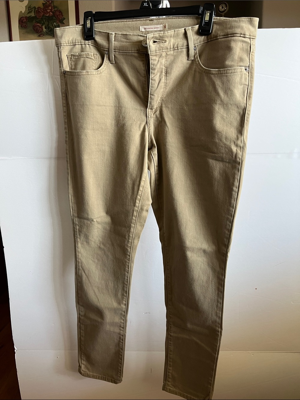 Levi’s 311 shaping skinny 32 beige